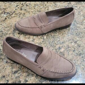 Neiman Marcus Mens Brown Suede Penny Loafers Hand made in Italy Flats Shoes 9.5